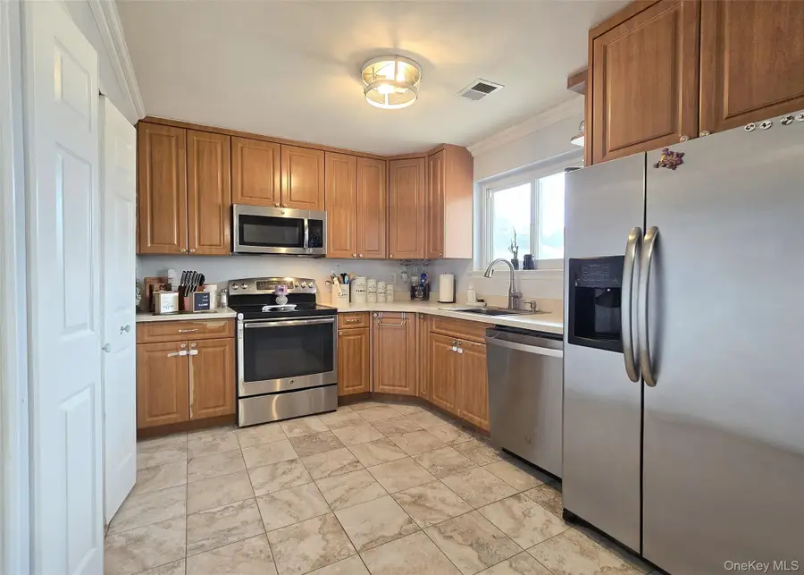 232 Springmeadow Drive #M, Holbrook, NY 11741 - #3