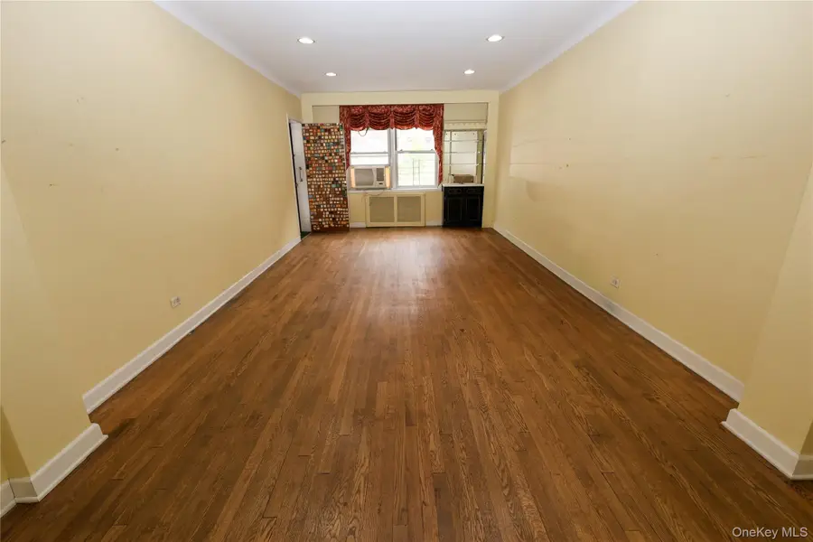 9941 64th Avenue #D17, Rego Park, NY 11374 - #2