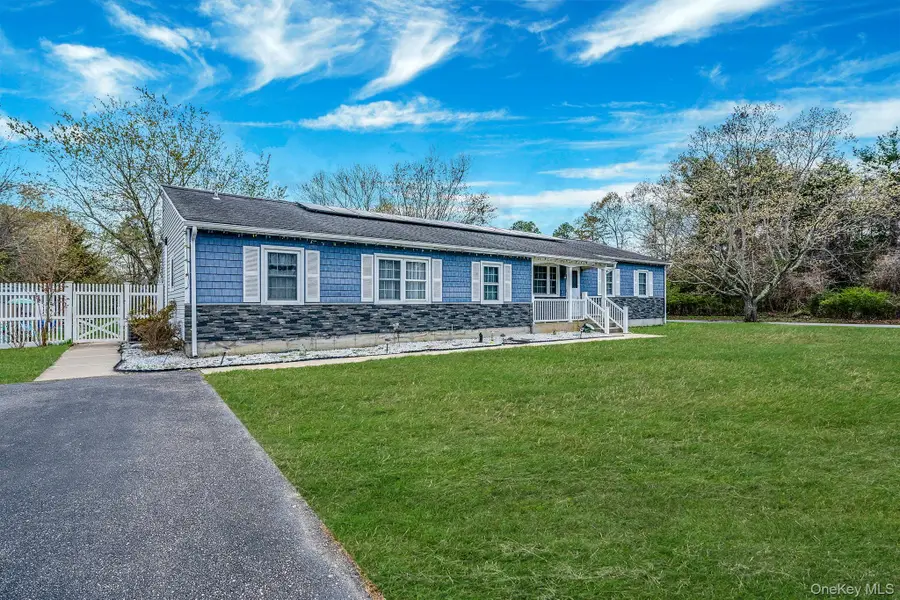 1 Whitman Drive, Medford, NY 11763 - #3