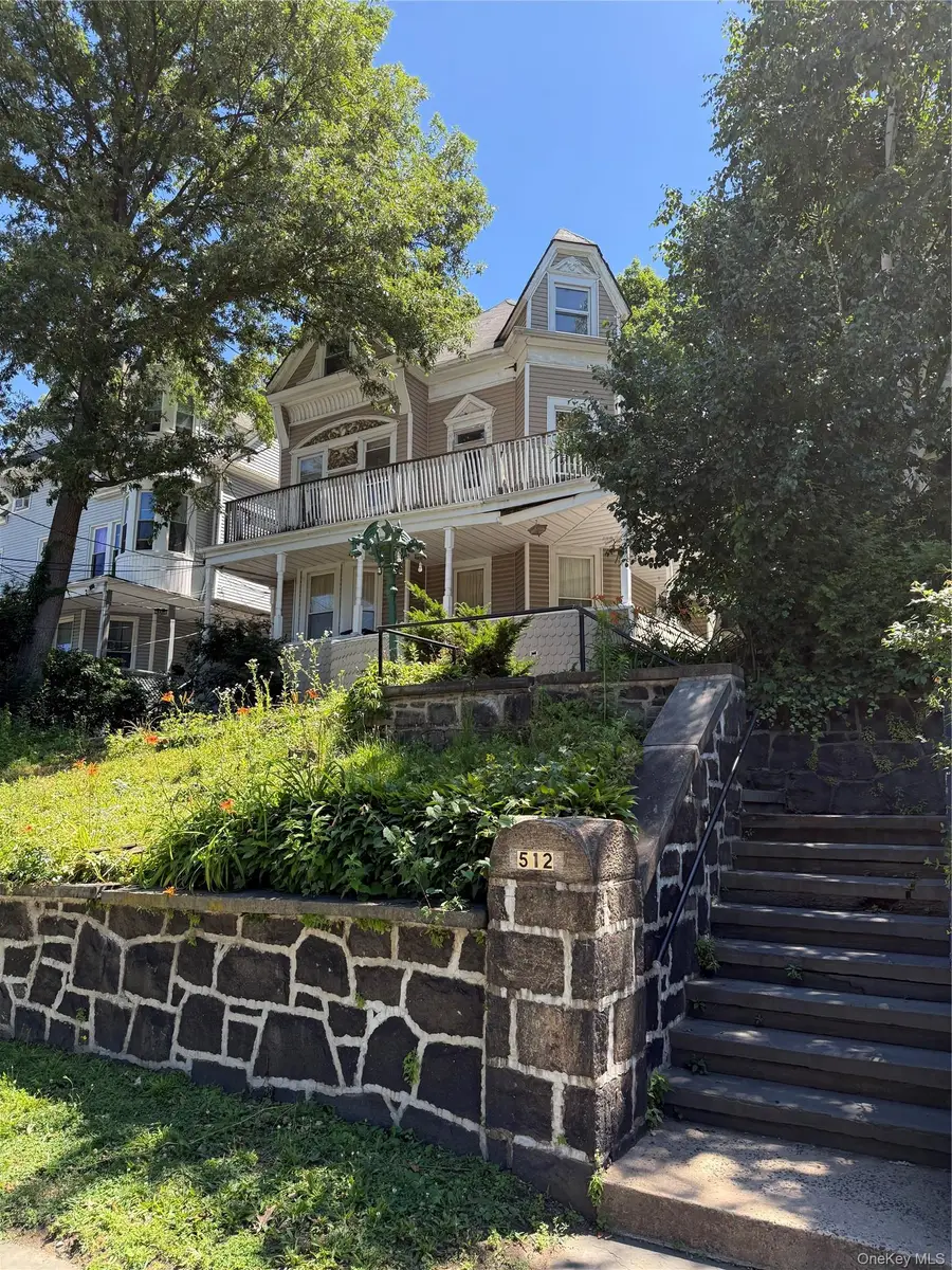 512 Warburton Avenue, Yonkers, NY 10701 - #2