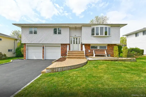 62 Beaumont Drive, Plainview, NY 11803