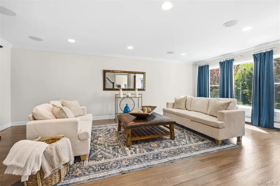 47 Briarfield Lane, Huntington, NY 11743 - #3