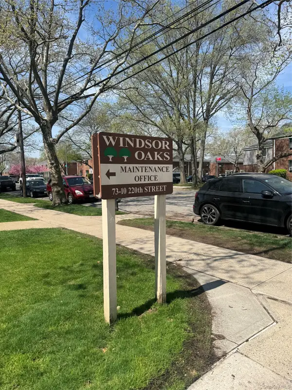 7401 220th Street #132B2, Oakland Gardens, NY 11364