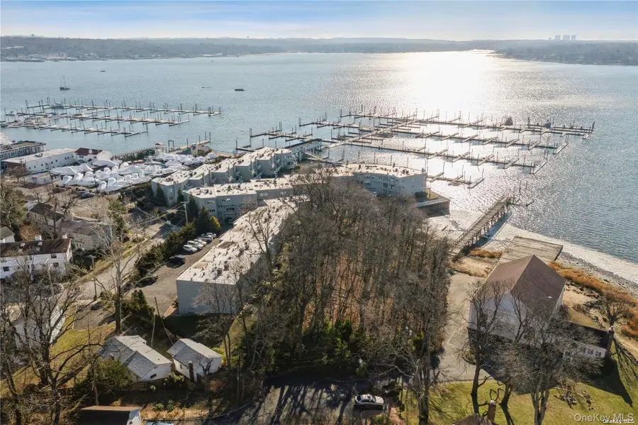 23 West Drive, Port Washington, NY 11050 - #3