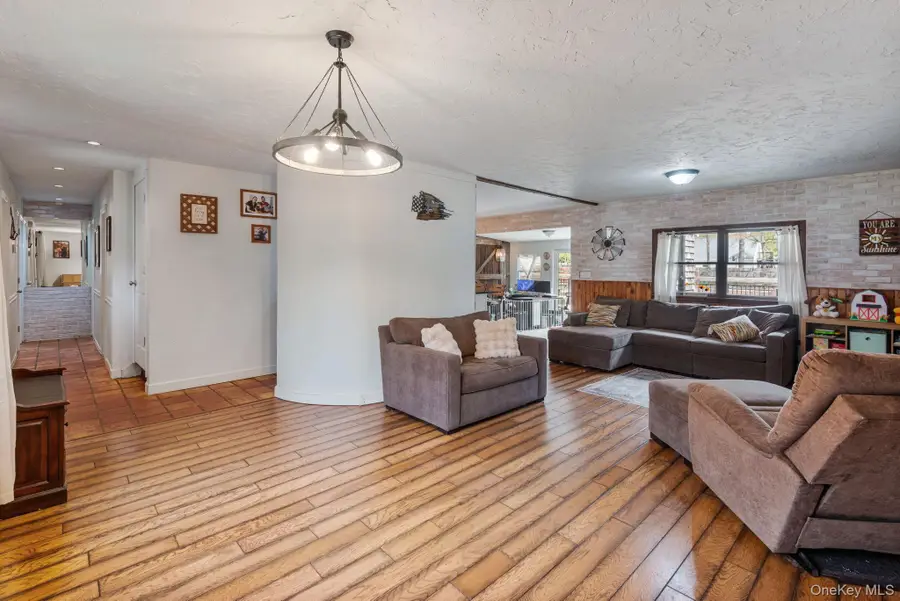 56 Bayonne Avenue, Central Islip, NY 11722 - #3