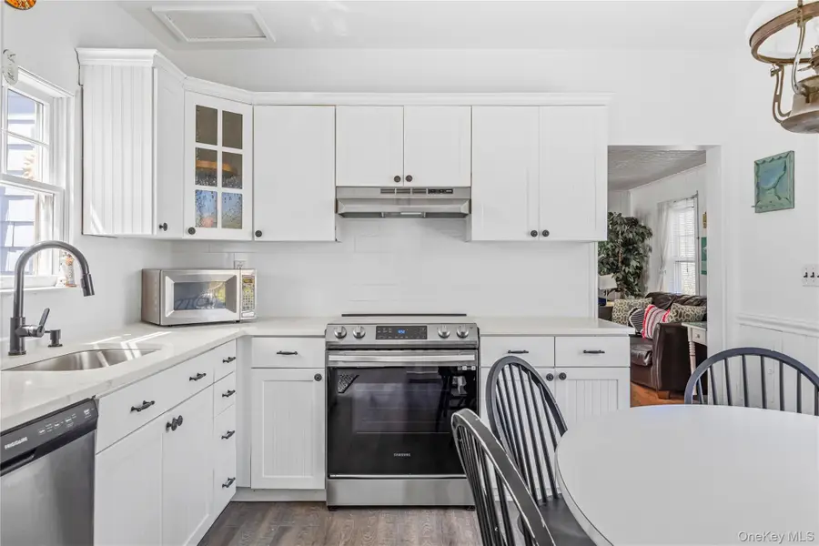 449 Dehnhoff Walk, Ocean Beach, NY 11770 - #3