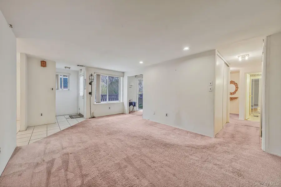 527 Daryl Drive, Medford, NY 11763 - #3