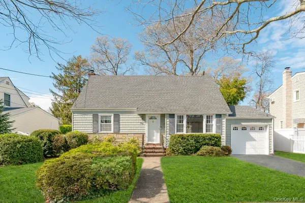 3769 New York Avenue, Seaford, NY 11783