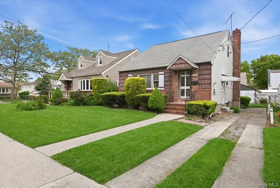 25707 147th Avenue, Rosedale, NY 11422 - #3
