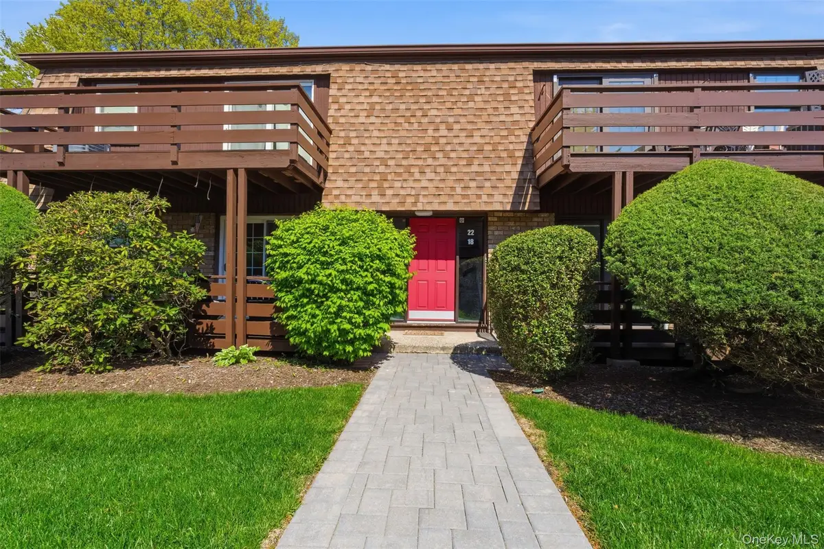 17 New Holland Village, Nanuet, NY 10954 - #1