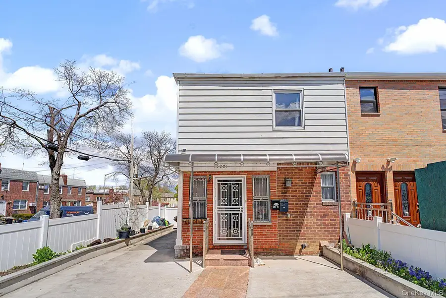 15001 Reeves Avenue, Flushing, NY 11367 - #2