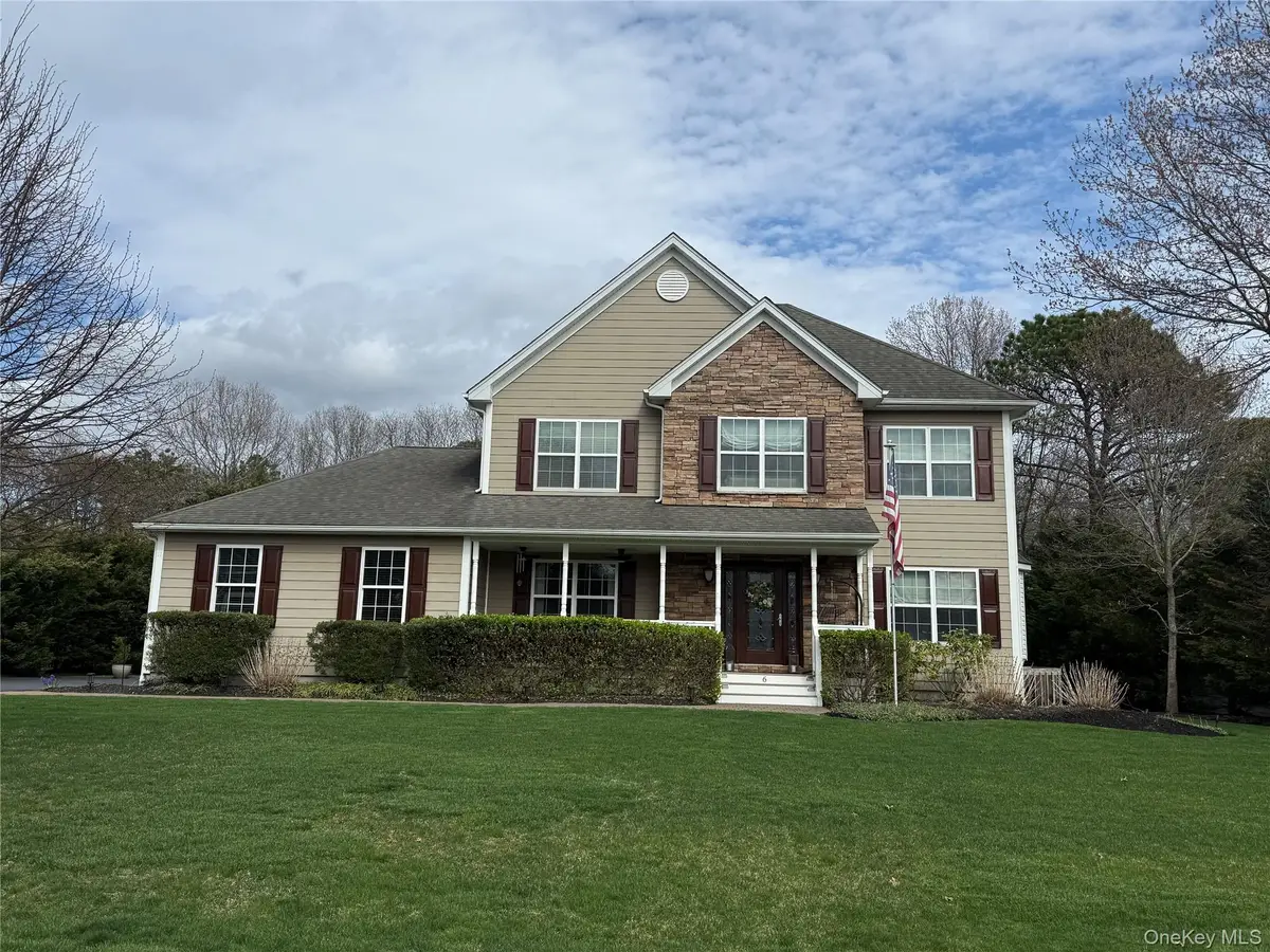 6 Ridge Court, Center Moriches, NY 11934 - #1