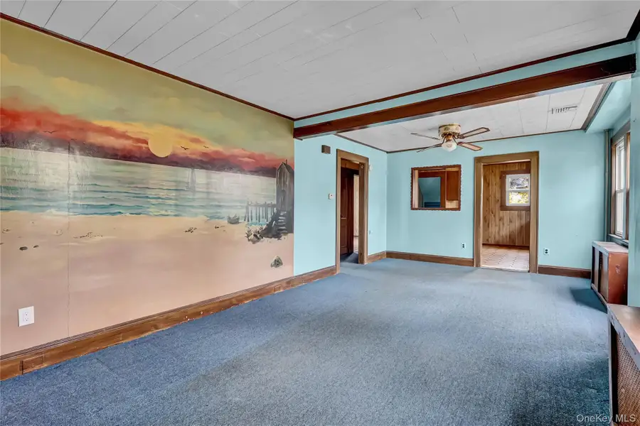 25 N Washington Avenue, Centereach, NY 11720 - #3