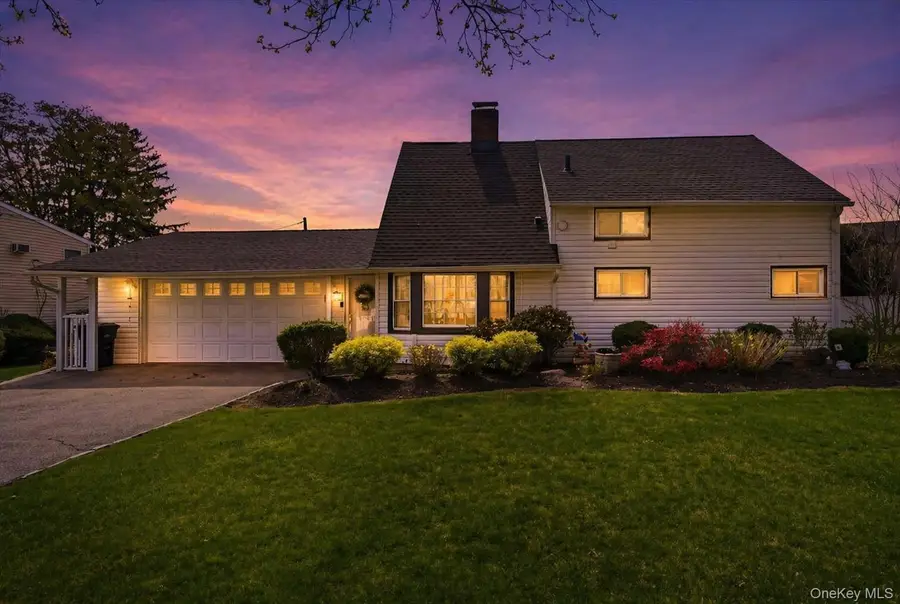 235 Twin Lane E, Wantagh, NY 11793 - #2