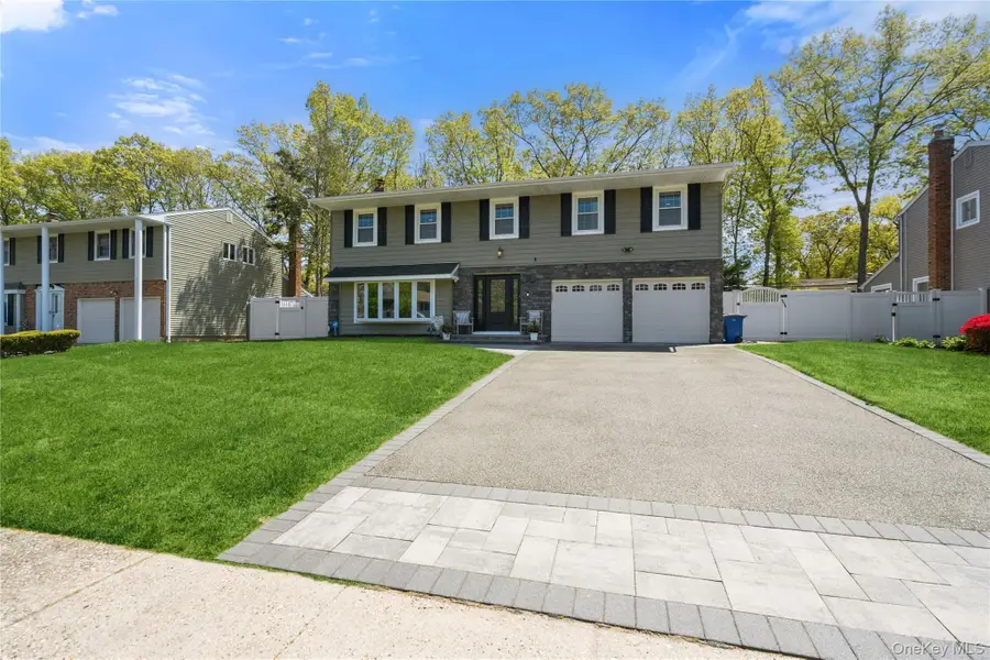 50 Abbot Road, Smithtown, NY 11787 - #2
