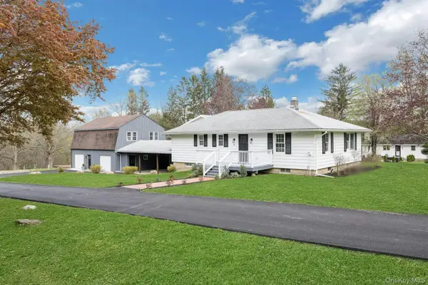 85 Harmony Hill Road, Pawling, NY 12564