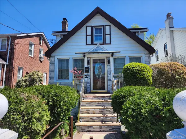 10429 214th Street, Queens Village, NY 11429