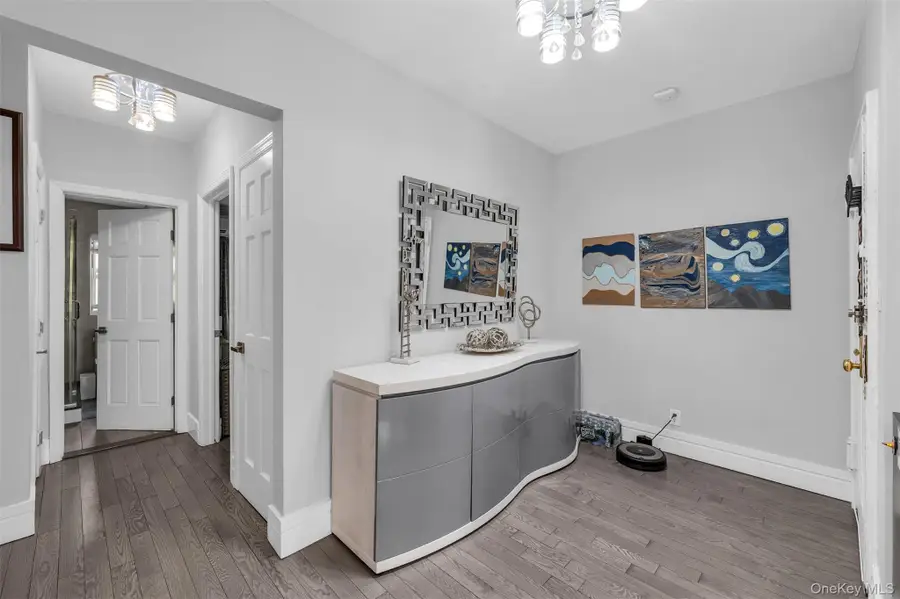 261 Central Avenue #D1, Lawrence, NY 11559 - #3