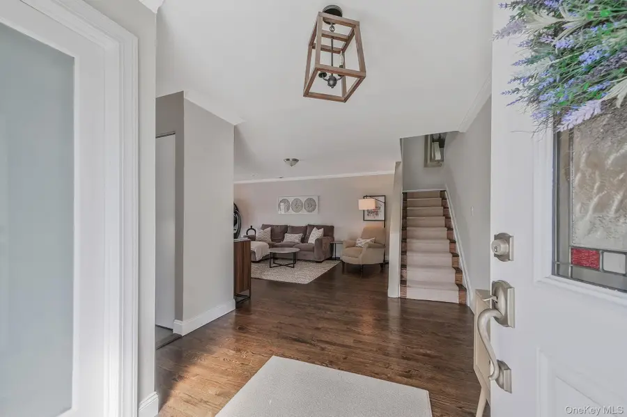 456 Village Oaks Lane, Babylon, NY 11702 - #3