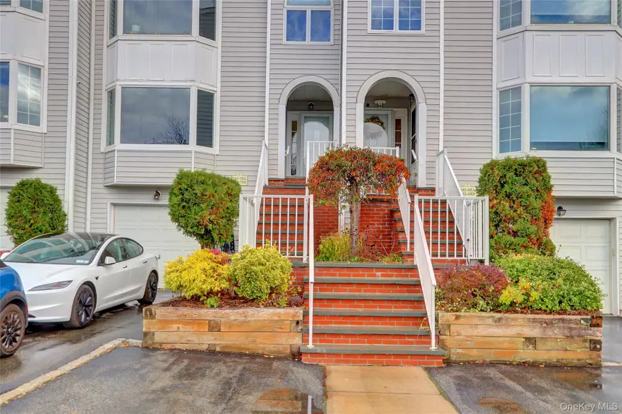 241-70 Oak Park Drive #84B, Little Neck, NY 11362 - #2