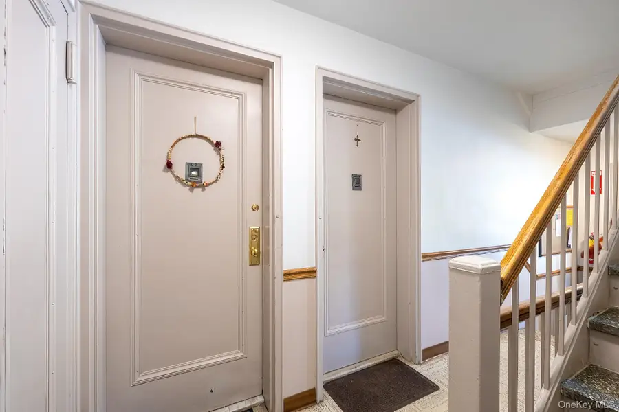 154 Martling Avenue #D2 Bldg 2, Tarrytown, NY 10591 - #2