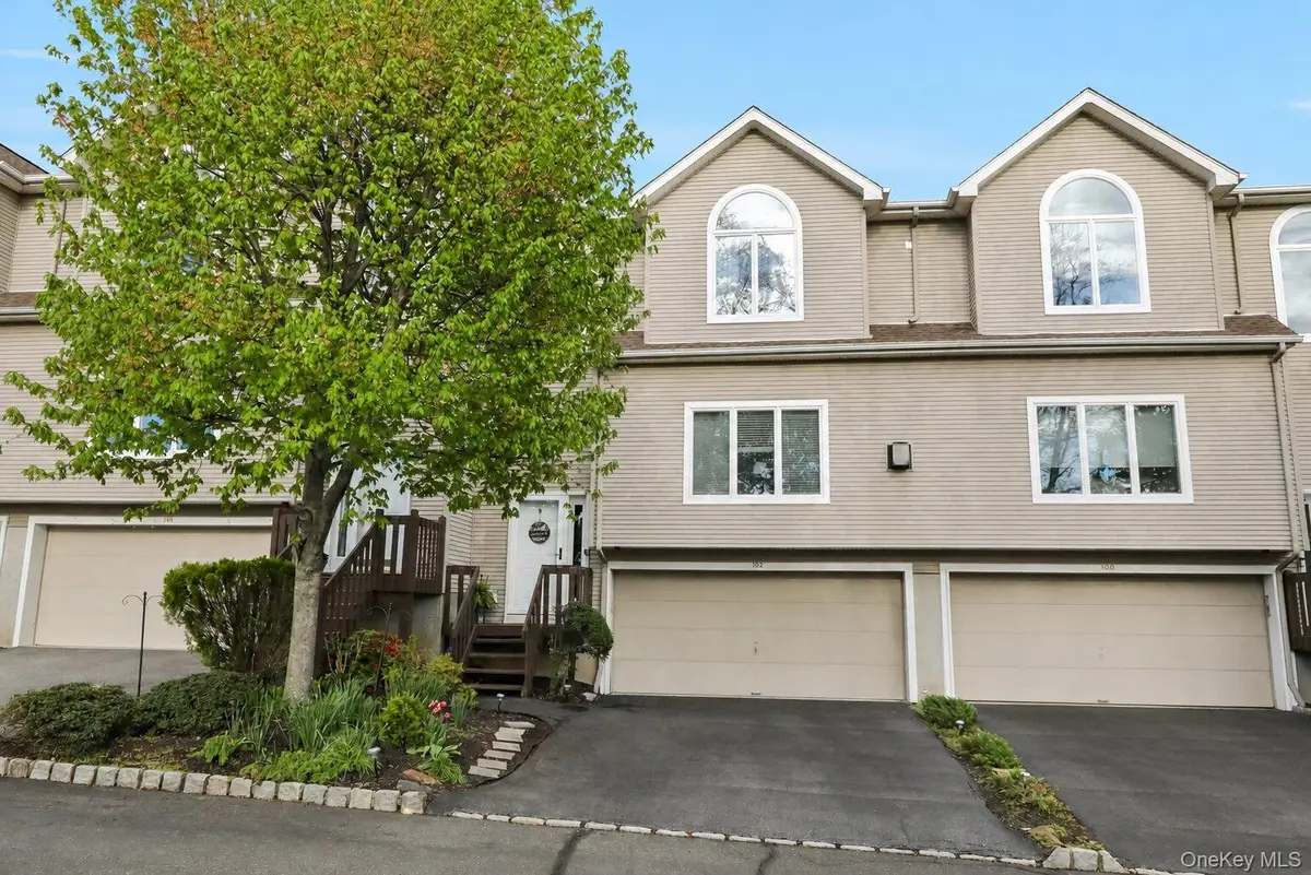 102 Leif Boulevard, Congers, NY 10920 - #1