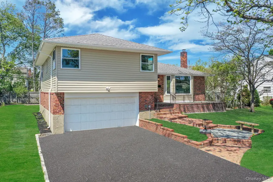 5 Warren Place, Plainview, NY 11803 - #3