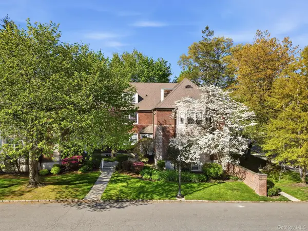 3 Campus Place #MR, Scarsdale, NY 10583