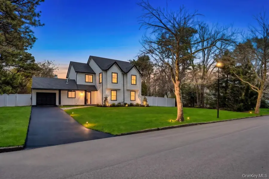 17 Blackpine Drive, Medford, NY 11763 - #2