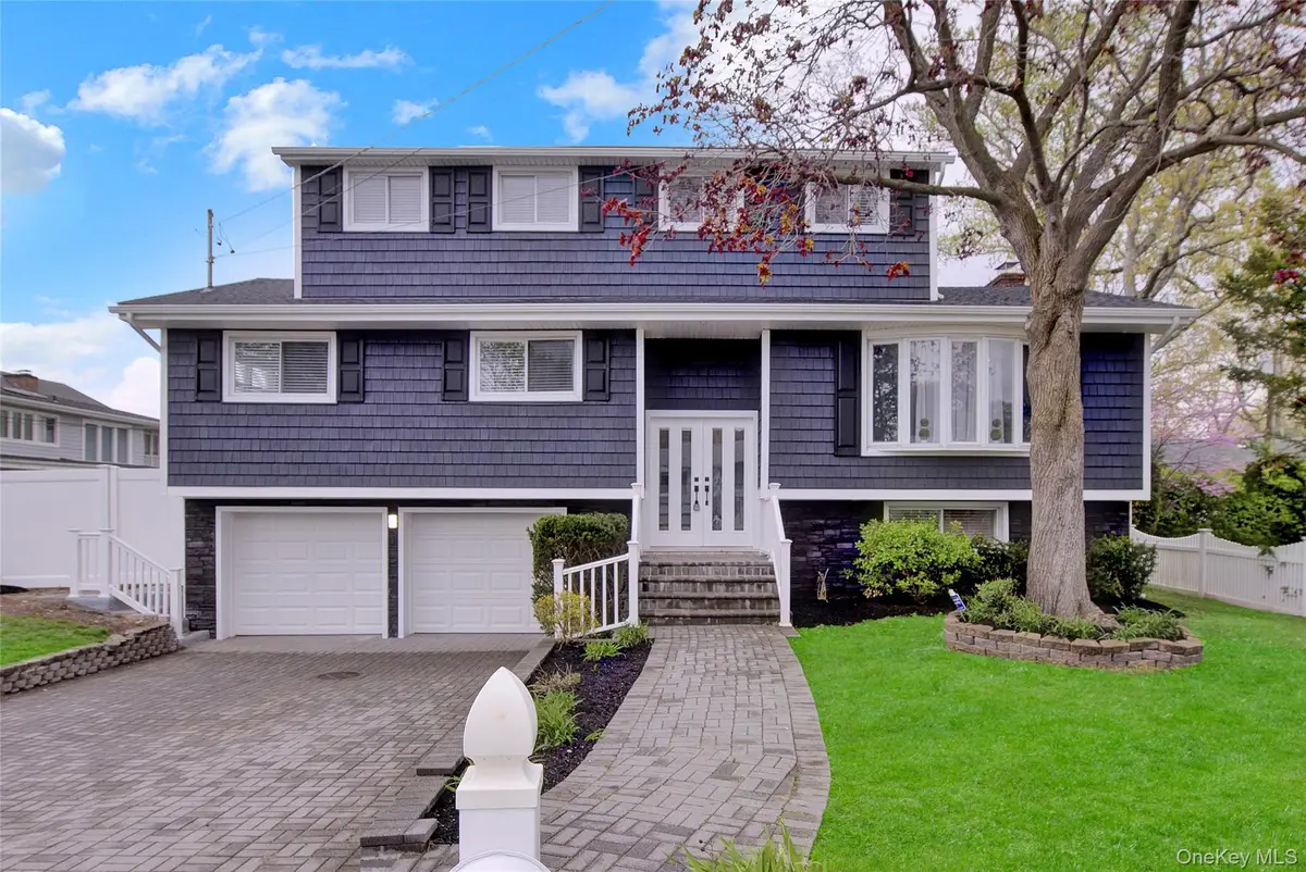 9 Sea Wall Lane, Bayville, NY 11709 - #1