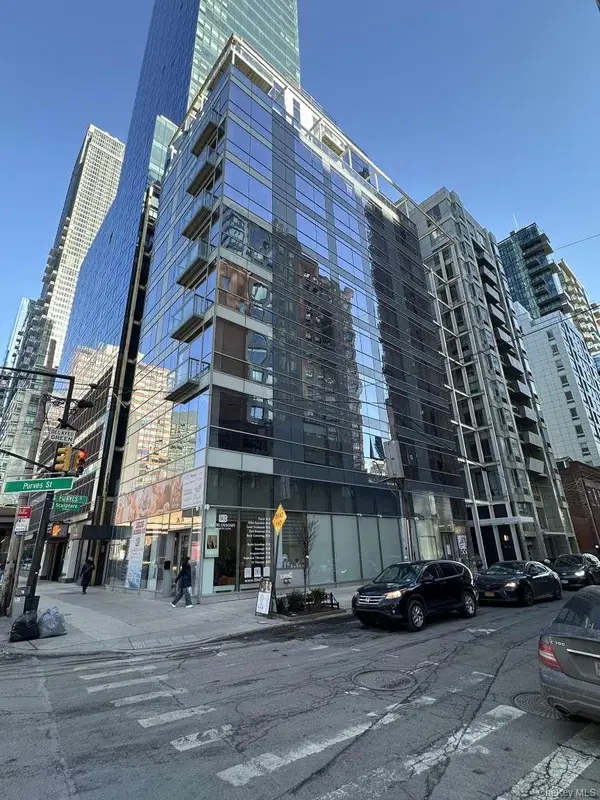 26-26 Jackson Avenue #303, Long Island City, NY 11101