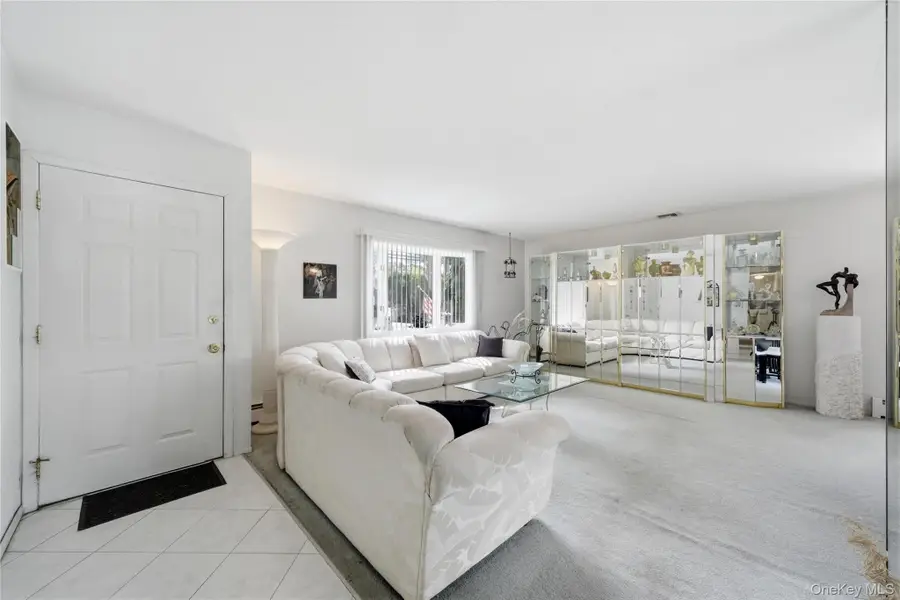 1580 Coates Avenue, Holbrook, NY 11741 - #3