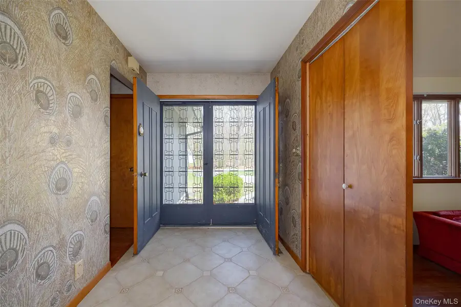 6 King Road, Hopewell Junction, NY 12533 - #2