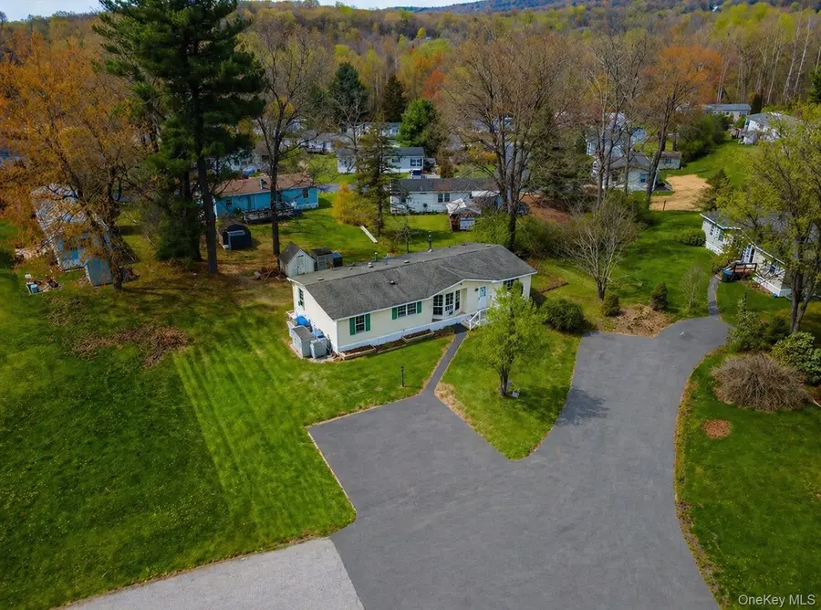 16 Birch Lane, Bloomingburg, NY 12721 - #3