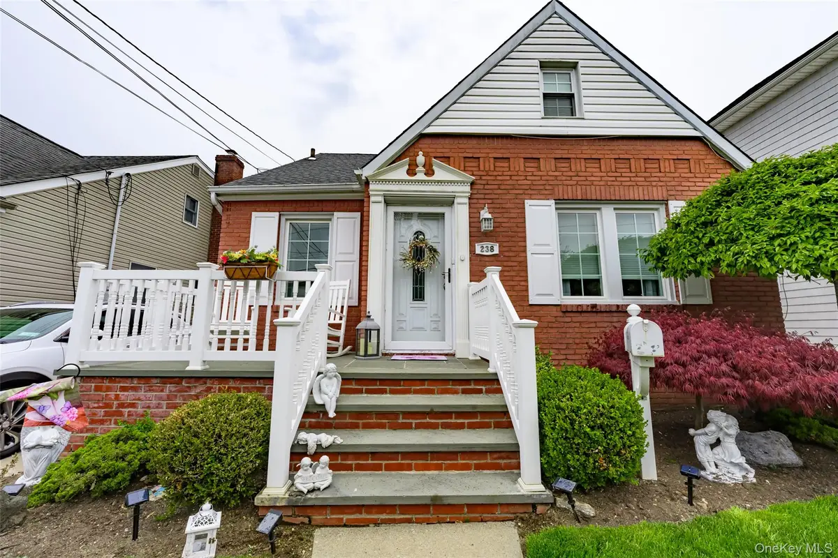 238 James Street, Franklin Square, NY 11010 - #1