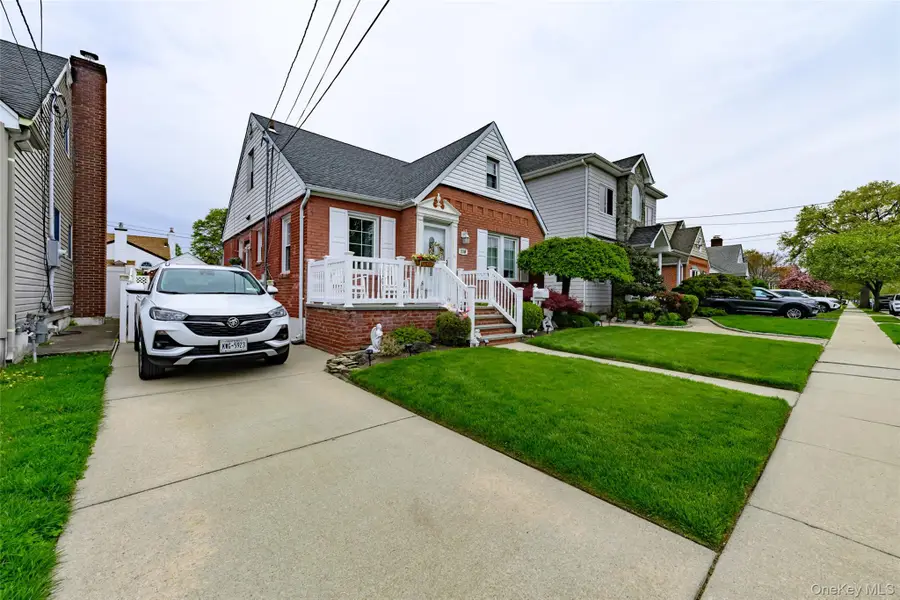 238 James Street, Franklin Square, NY 11010 - #3