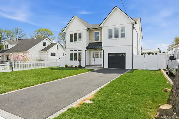 3690 Lufberry Avenue, Wantagh, NY 11793