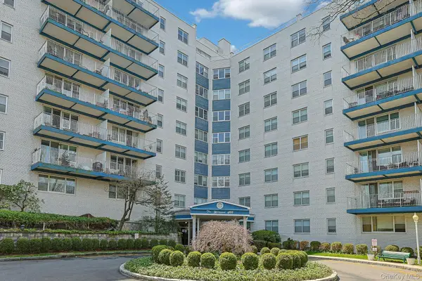 499 N Broadway #7i, White Plains, NY 10603