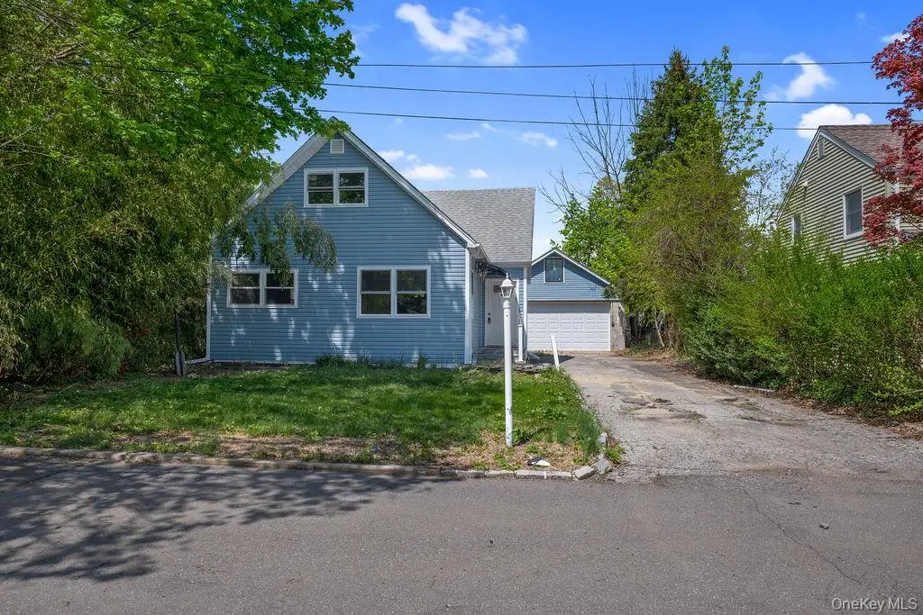 16 1st Street, Glenwood Landing, NY 11547 - #1