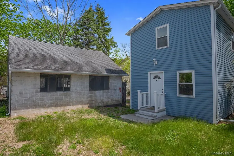 16 1st Street, Glenwood Landing, NY 11547 - #3