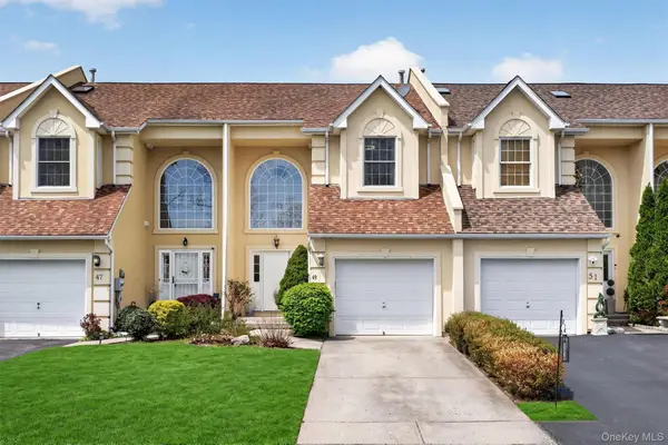 49 Oak Hill Road, Middletown, NY 10941