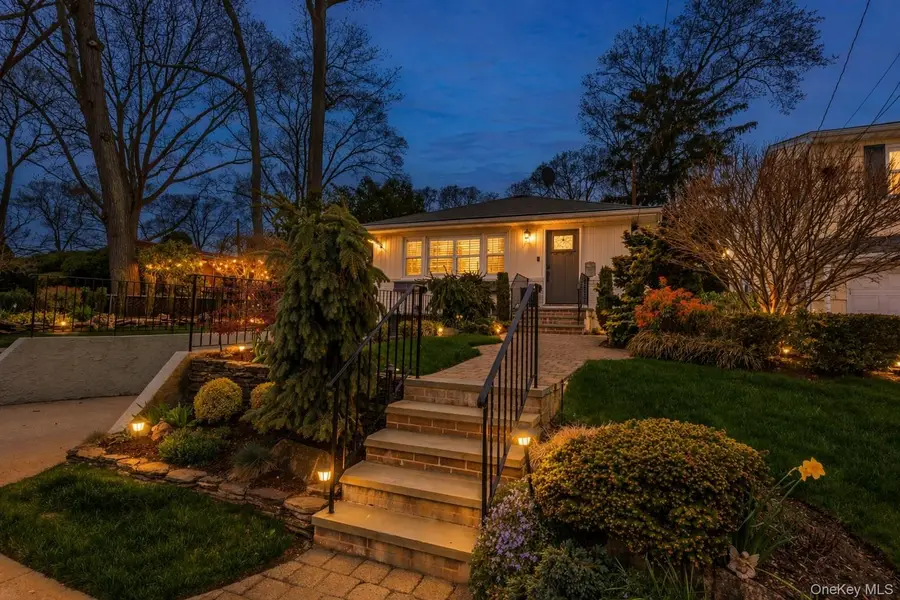 59 E Shore Drive, Massapequa, NY 11758 - #2