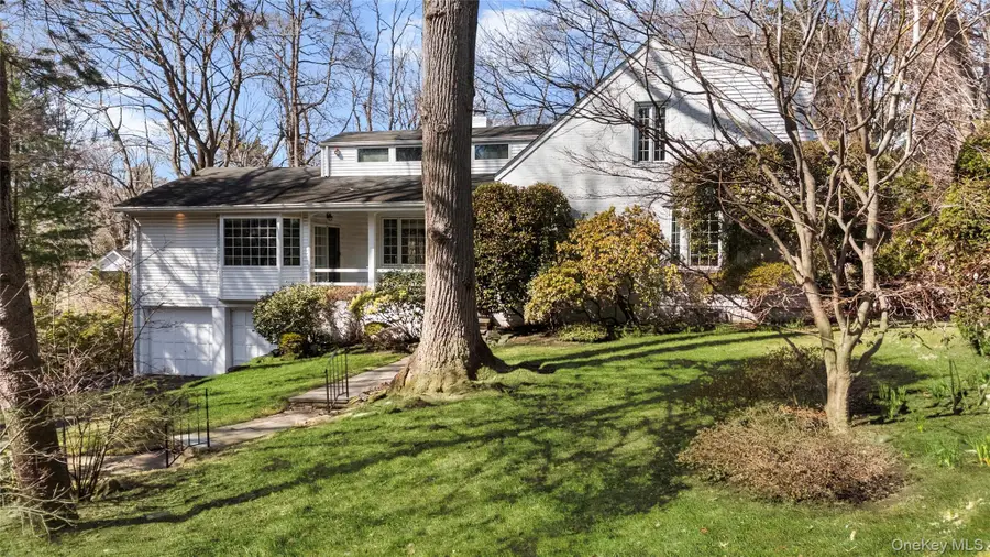 2 Hickory Hill, Roslyn, NY 11576 - #2