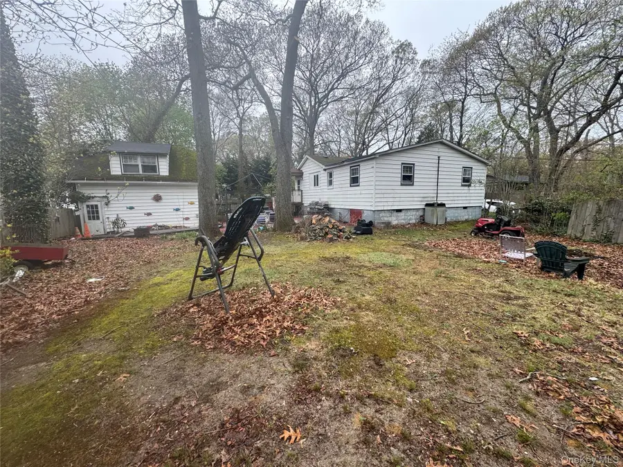 11 Arverne Road, Sound Beach, NY 11789 - #2