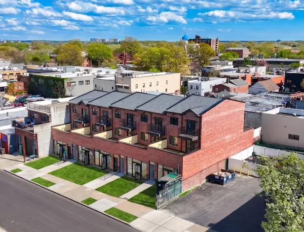 150-26 12th Road, Whitestone, NY 11357