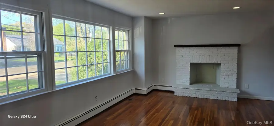 37 E 14th Street #B, South Huntington, NY 11746 - #3