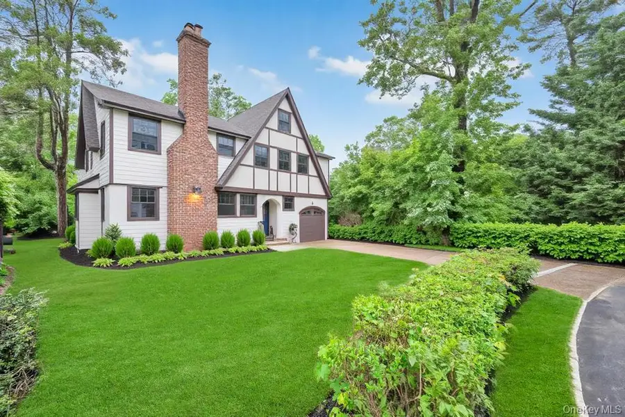 6 Sheffield Road, Great Neck, NY 11021 - #3