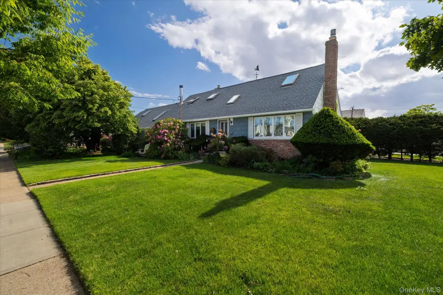 34 Seabreeze Road, Massapequa, NY 11758 - #2
