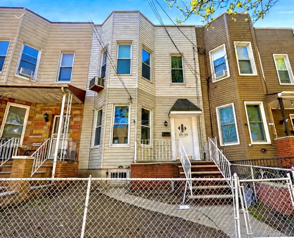 6508 Cooper Avenue, Glendale, NY 11385