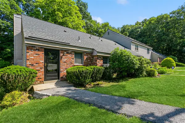 177A Heritage Hills #A, Somers, NY 10589